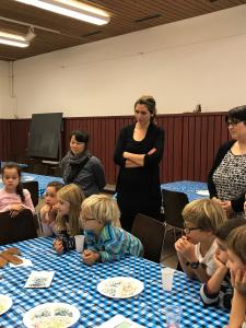 Lebkuchenhaus bauen und verzieren
