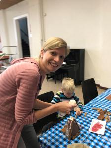 Lebkuchenhaus bauen und verzieren